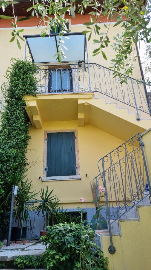 Apartamento Casa Elsa Torri Del Benaco Exterior foto